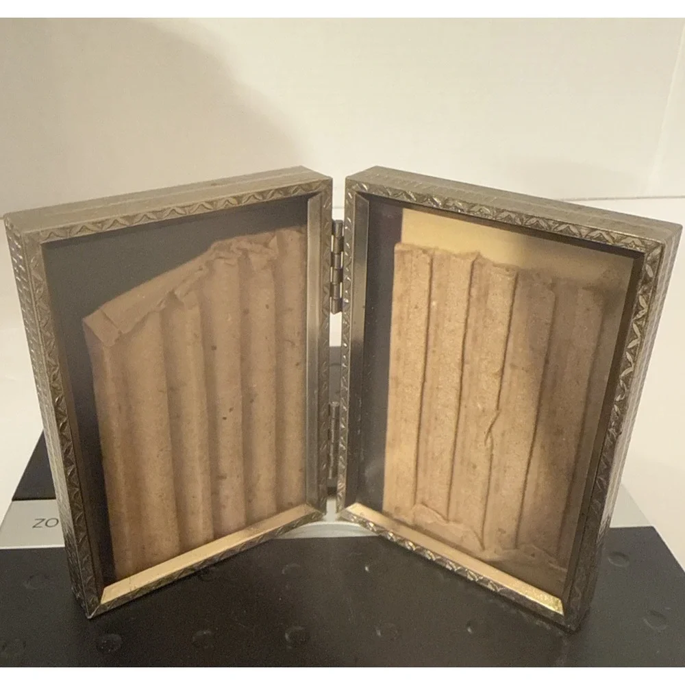 Vintage Gold Tone Metal Bi-Fold Double Hinged Picture Frame-3.25